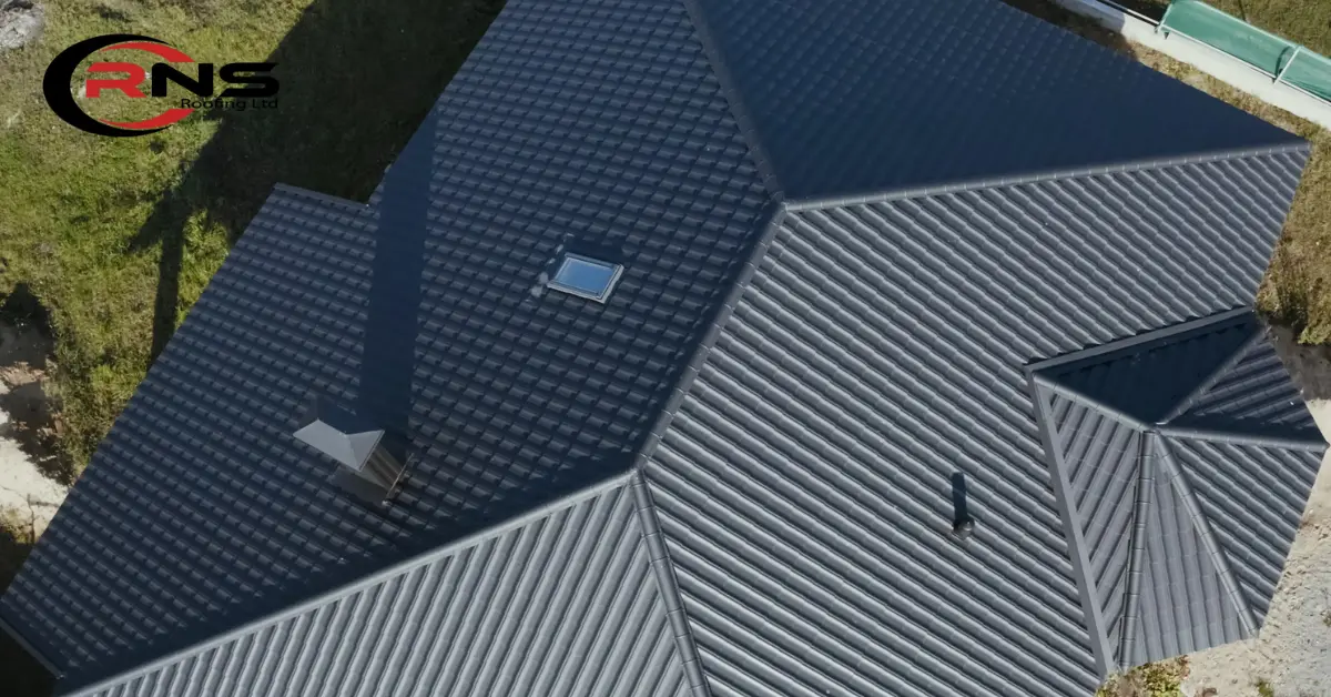 Hip Roof vs Gable Roof: A Professional Comparison 2 Hip Roof